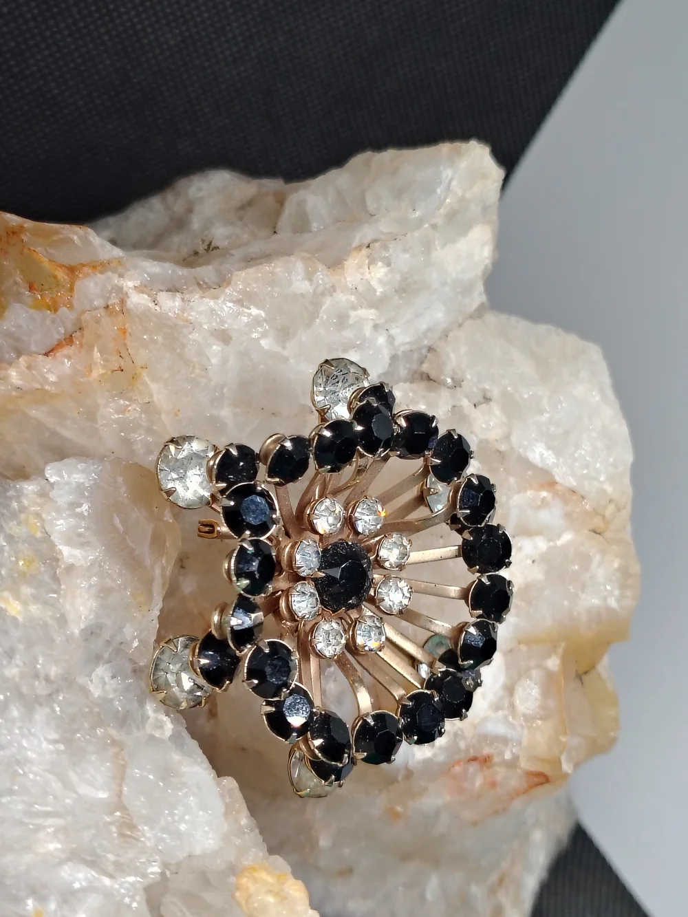 Vintage Sunburst Black and Gold Rhinestone Brooch - Unbranded